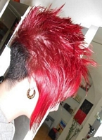 czerwona fryzura krótka, włosy wycieniowane 12